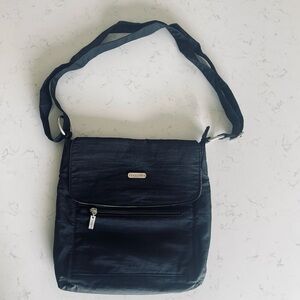 Black Baggallini Crossbody (11”x11”) with Adjustable Strap